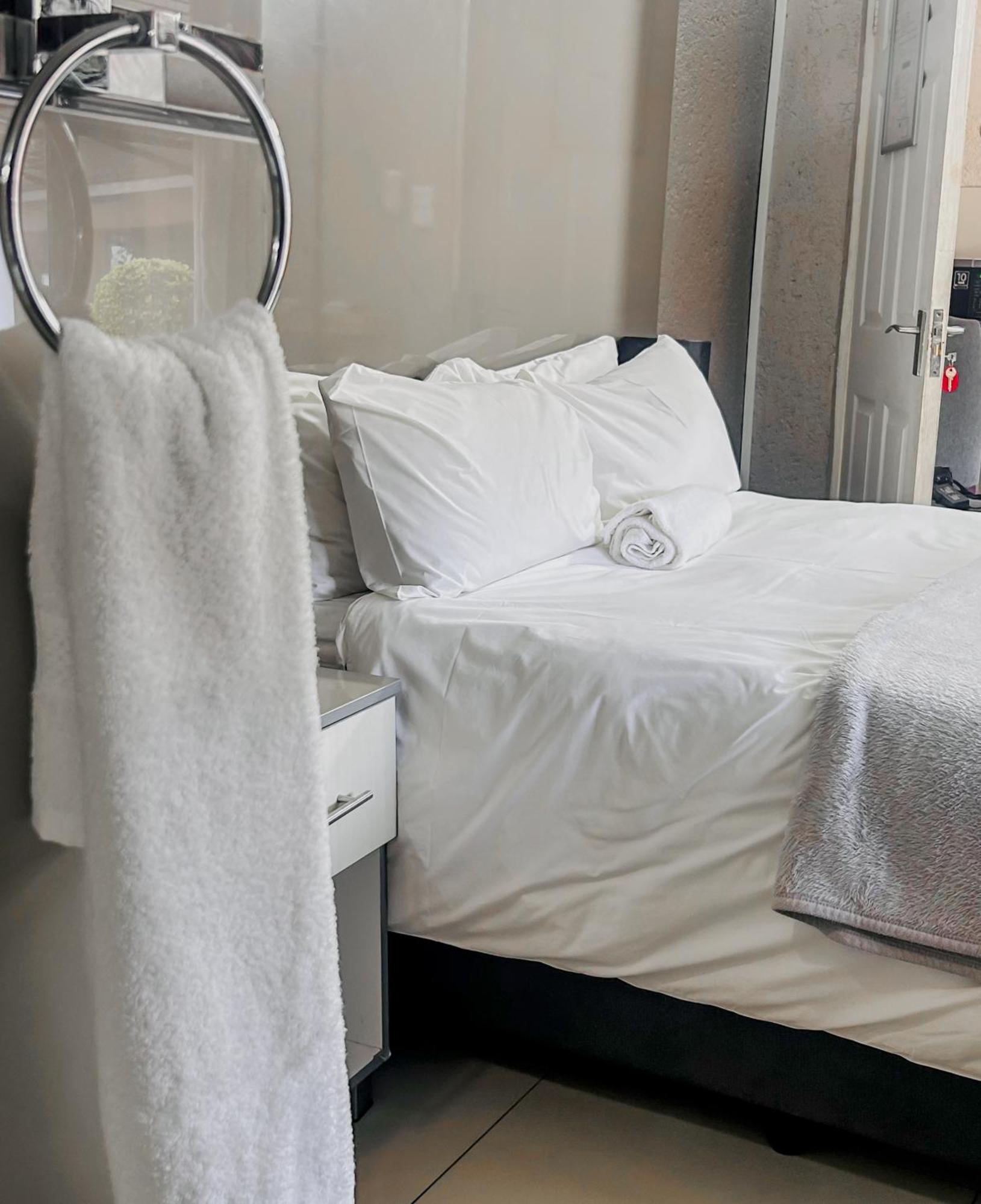 View Inn Exclusive Lodge Mbombela Екстер'єр фото