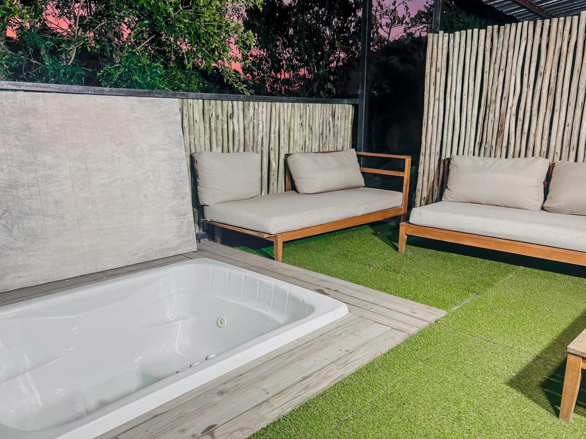 View Inn Exclusive Lodge Mbombela Екстер'єр фото