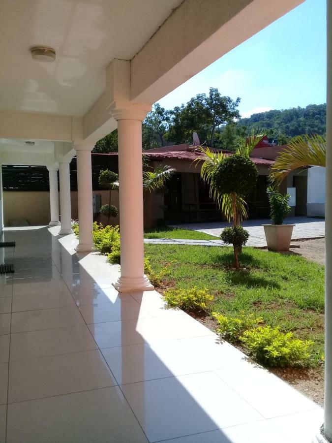 View Inn Exclusive Lodge Mbombela Екстер'єр фото